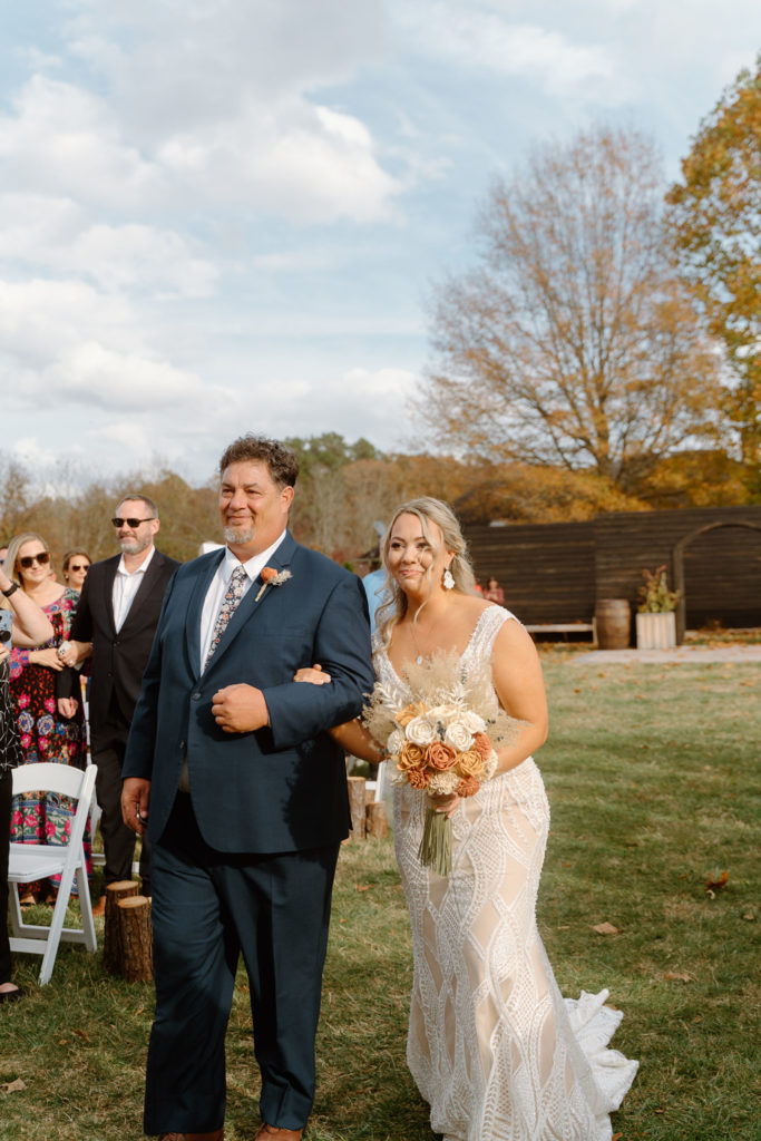 Boho Farm Wedding at Willow Creek Farms
